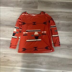 MISSLOOK Orange and Cream Geometric Top